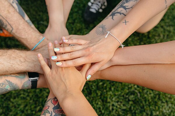 hands